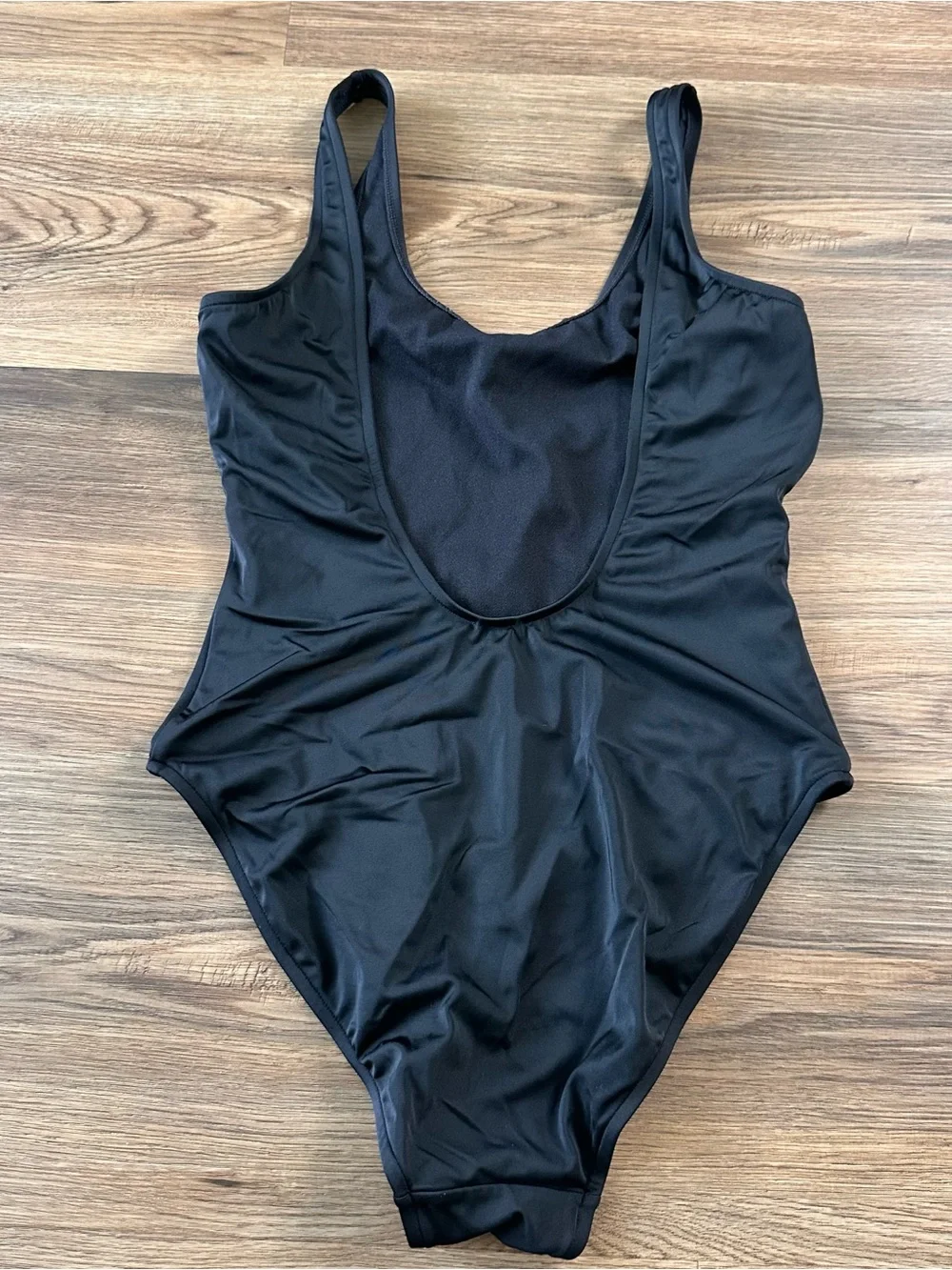 Onia‎ One Piece Swimsuit Womens Large Black Scoop Neck Classic Beach Modest EUC